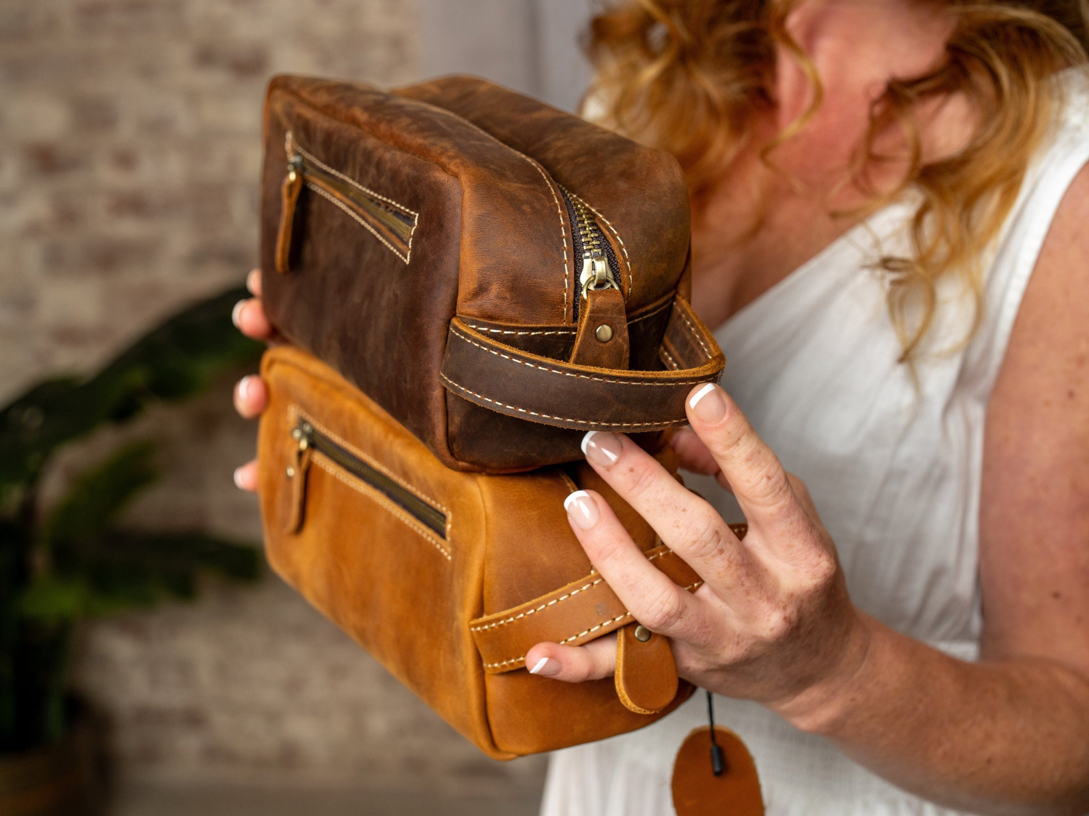 Leather Dopp Kit: The Perfect Wedding & Christmas Gift | Custom Leather Toiletry Bag for Men